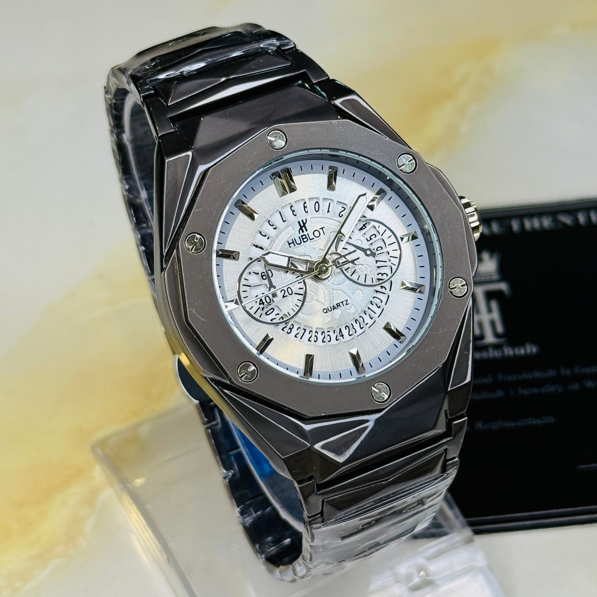 Black Prism Chain Strapped Silver Hologram Dial Hublot Watch