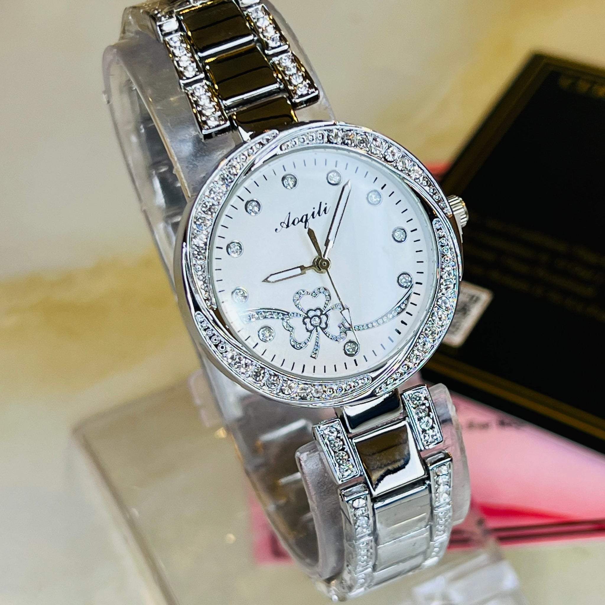 Silver Uni Flower Zircon Watch for her