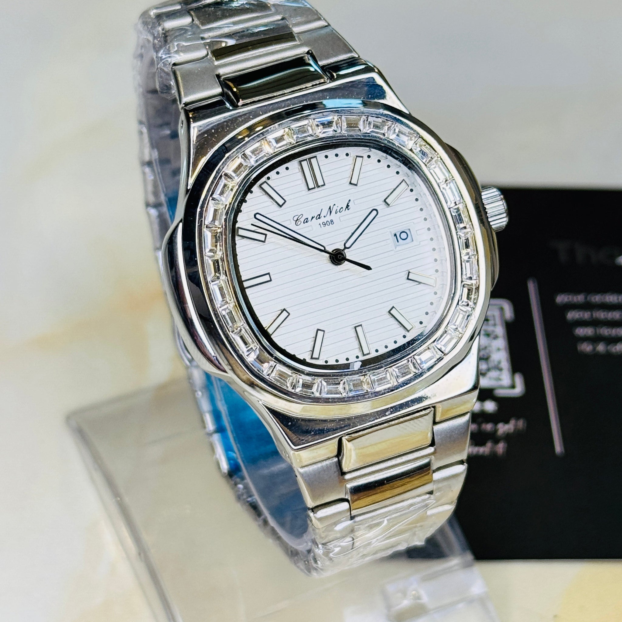 Card Nick Nautilus Silver White Gem Stone Watch