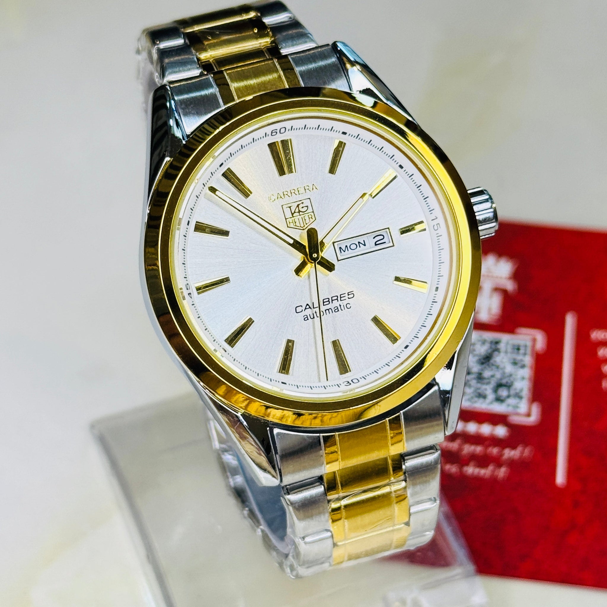 Tag Heur Two Tone White Carrera Day Date Chain Strapped Watchh
