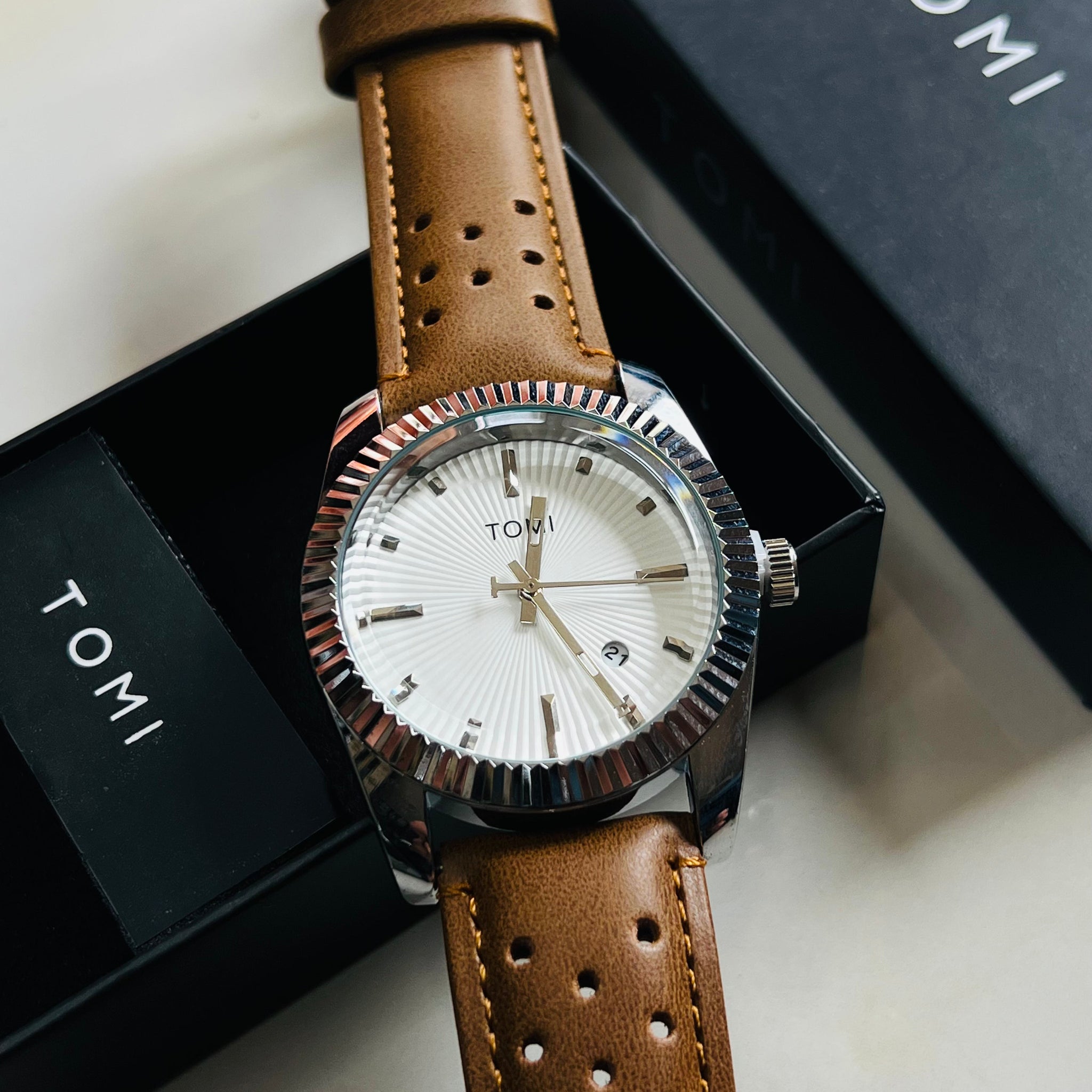 Tomi Brown Silver Jaguar Dial Waterproof