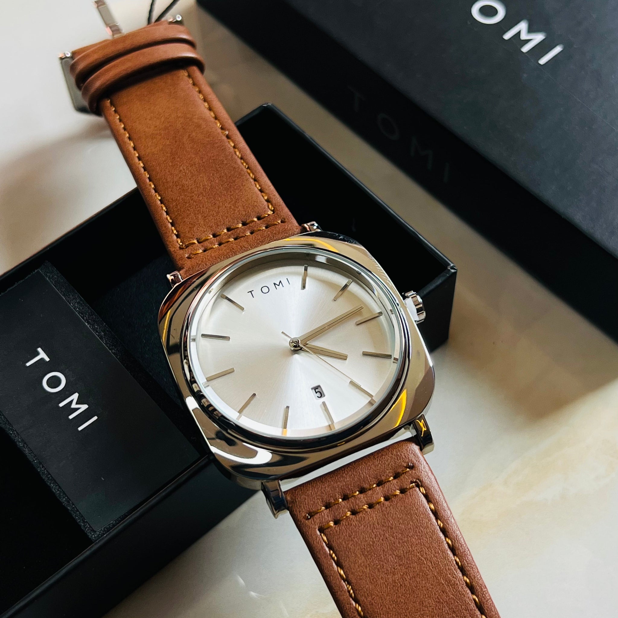 Tomi Brown Silver Business Class Watch